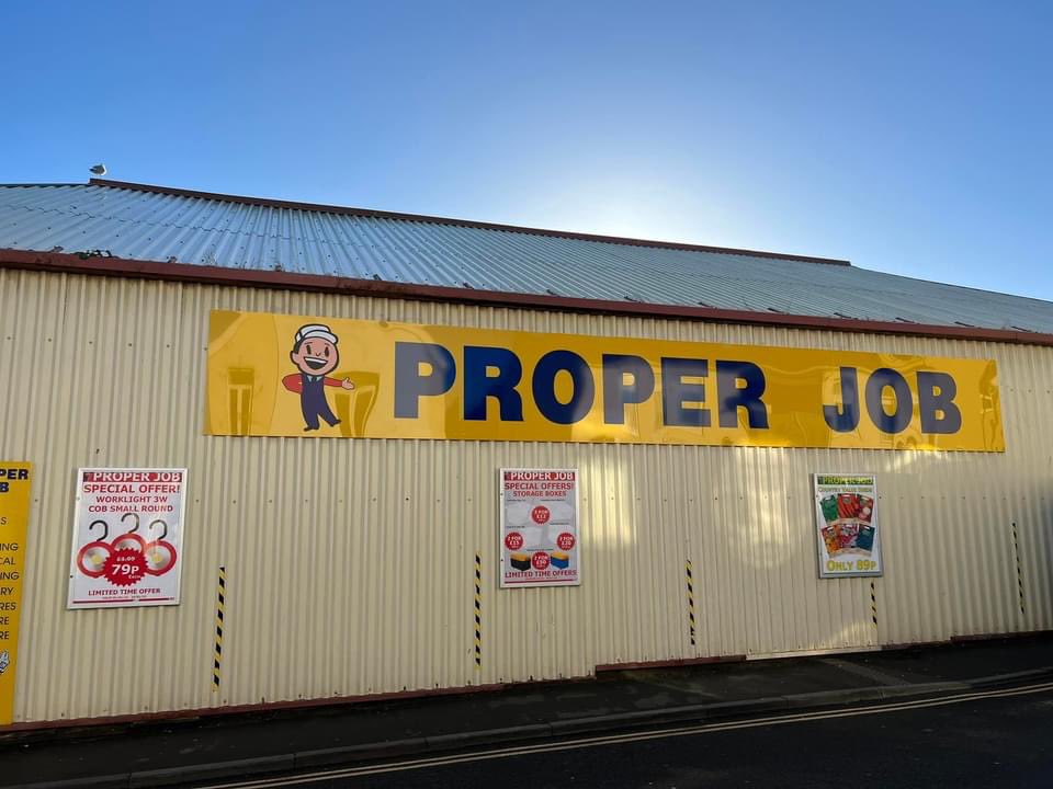 AllSignsltd's tweet photo. A super happy looking Jobby back to his shiny best after a makeover @properjobstores #properjob #properjobstores #sign #signandgraphics #signprinting #signs #signshop #signsofinstagram #signcompany #allsigns #graphicdesign #graphicdesigner https://t.co/IGjxQMLJ1o