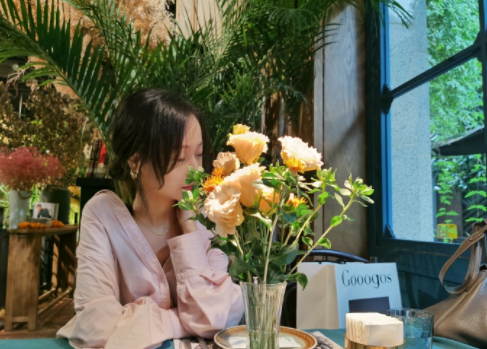 HH37824174's tweet photo. 想玩线上德州的可以私聊我 全级别 https://t.co/8kTAJsqb7n