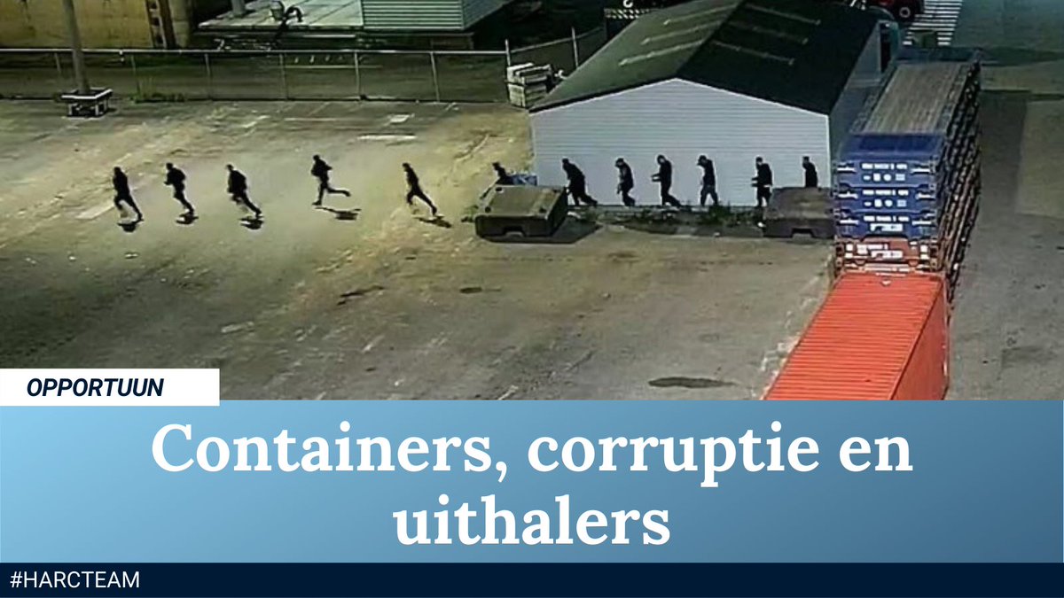 - OPPORTUUN -
Een interview met officier van justitie Nicolle Coenen, zij maakt deel uit van het Hit And Run Cargo-team, het samenwerkingsverband van <a href="/Douane/">Douane</a>, FIOD, <a href="/Zeehavenpolitie/">Zeehavenpolitie</a> en <a href="/OM_Rotterdam/">Openbaar Ministerie Rotterdam</a>. Lees het interview in Opportuun: bit.ly/31S5oz8.