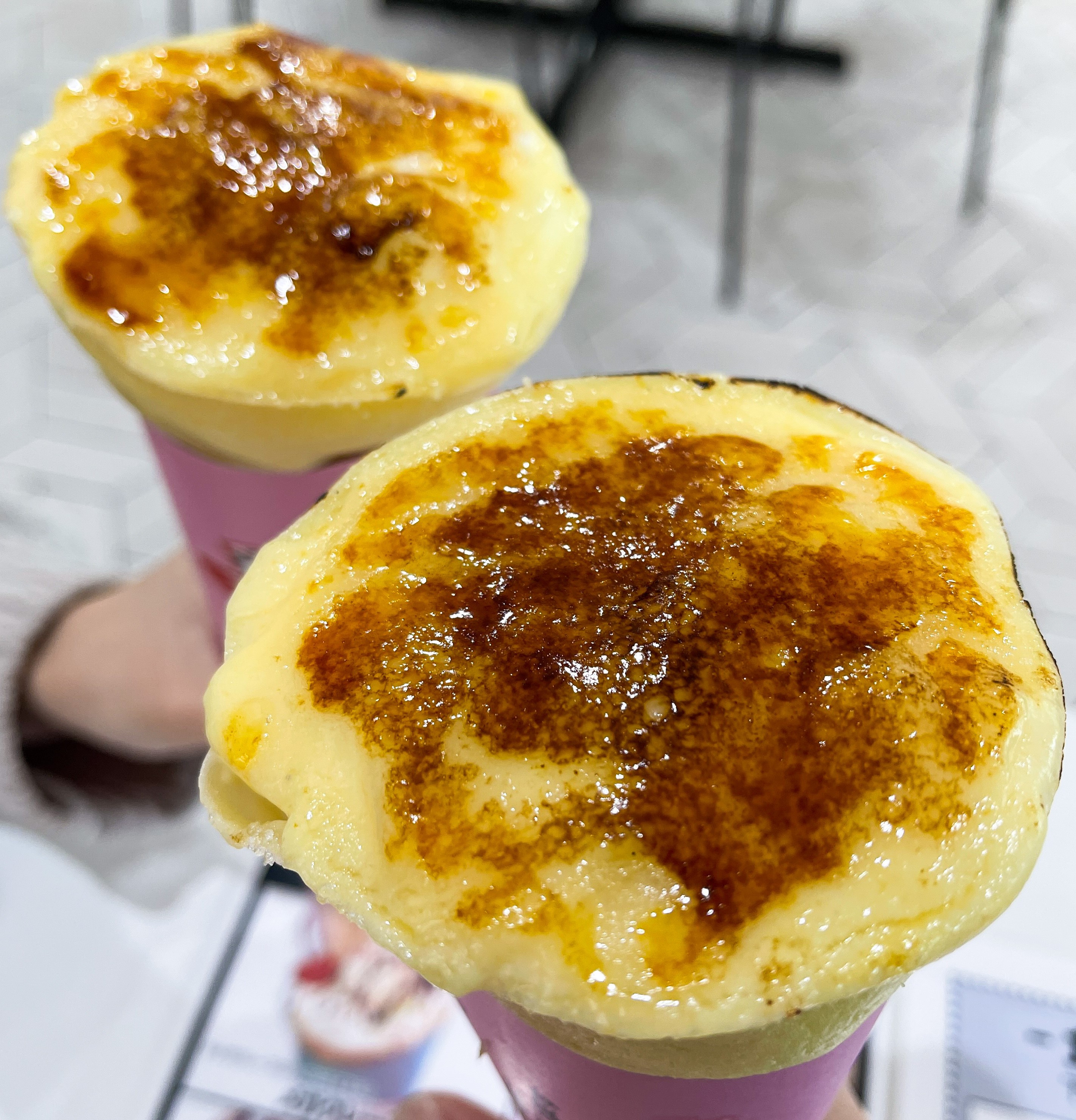 唯一無二の絶品グルメ むにぐるめ Tukuruクレープ 横浜 元町中華街駅から徒歩3分 1500円で作りたてクレープが 食べ放題のお店 表面パリパリなブリュレやストロベリーといったスイーツ系はもちろん ピザクレープなど食事系も食べ放題 生クリーム