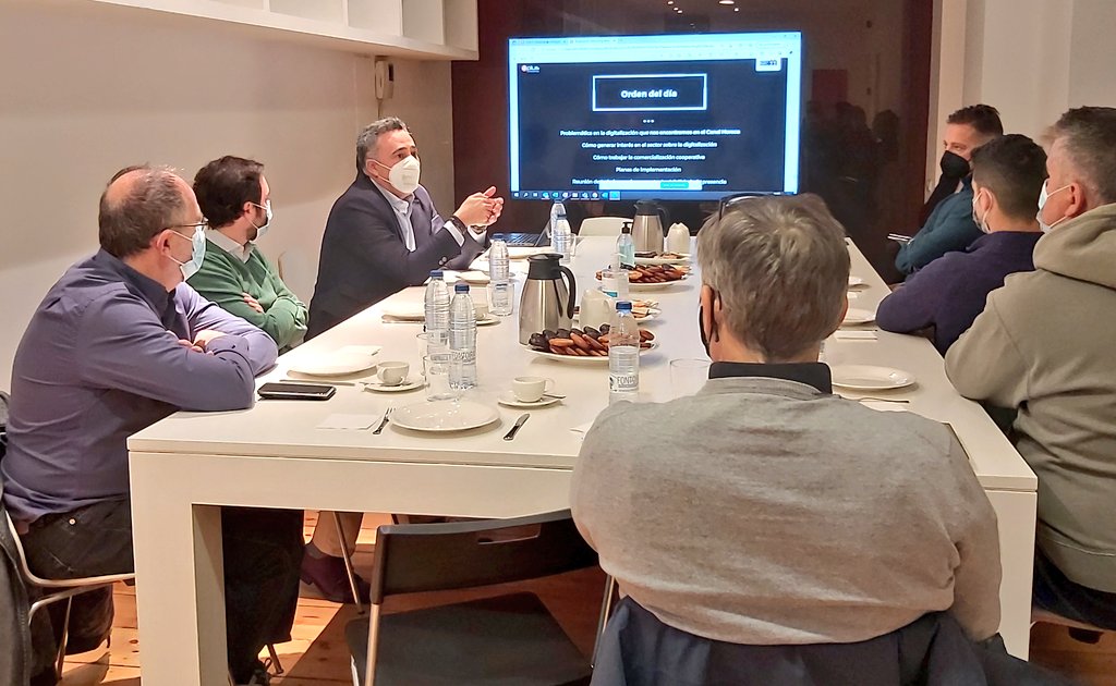 "La Barra Digital es un proyecto que ofrece soluciones para la digitalización del canal HORECA" <a href="/diegoolmedilla/">Diego Olmedilla</a> Presidente Ejecutivo de <a href="/aplusmk/">Aplus GastroMarketing 🍳</a>

#Expertosengastromarketing
#Labarradigital #madridfuturo #canalhoreca