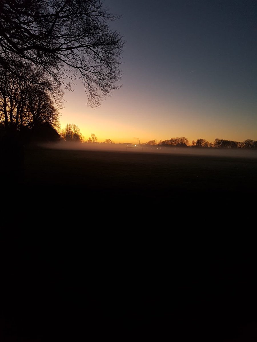 ganneys's tweet photo. Another beautiful morning #onthewaytowork #nature #NaturePhotography #january https://t.co/ue34JilP4M