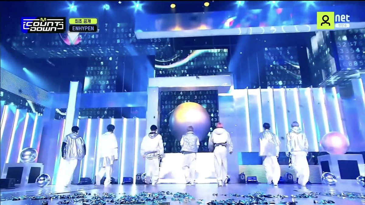 enhypenupdates's tweet photo. 🎵 Tell me, do I get blessed or do I get cursed? 🎵

We are definitely BLESSED with ENHYPEN’s breathtaking first stage of their new title track #BLESSED_CURSED on MCountdown! How are you feeling, ENGENEs? 🥳🔥

@ENHYPEN_members @ENHYPEN #ENHYPEN #엔하이픈 https://t.co/imvoye6qiq