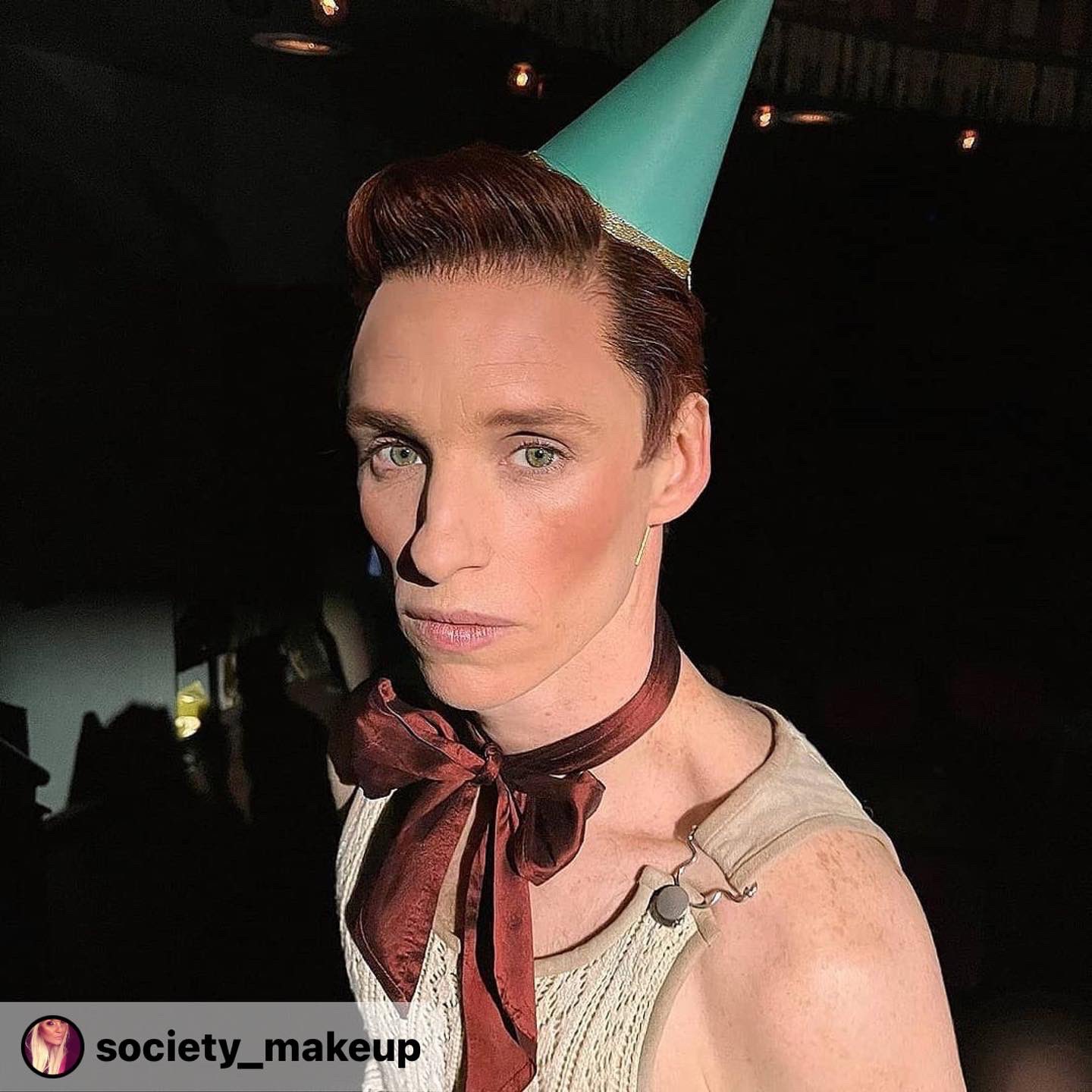 BespokeRedmayne on X: "The Emcee: A rare closeup of #EddieRedmayne\