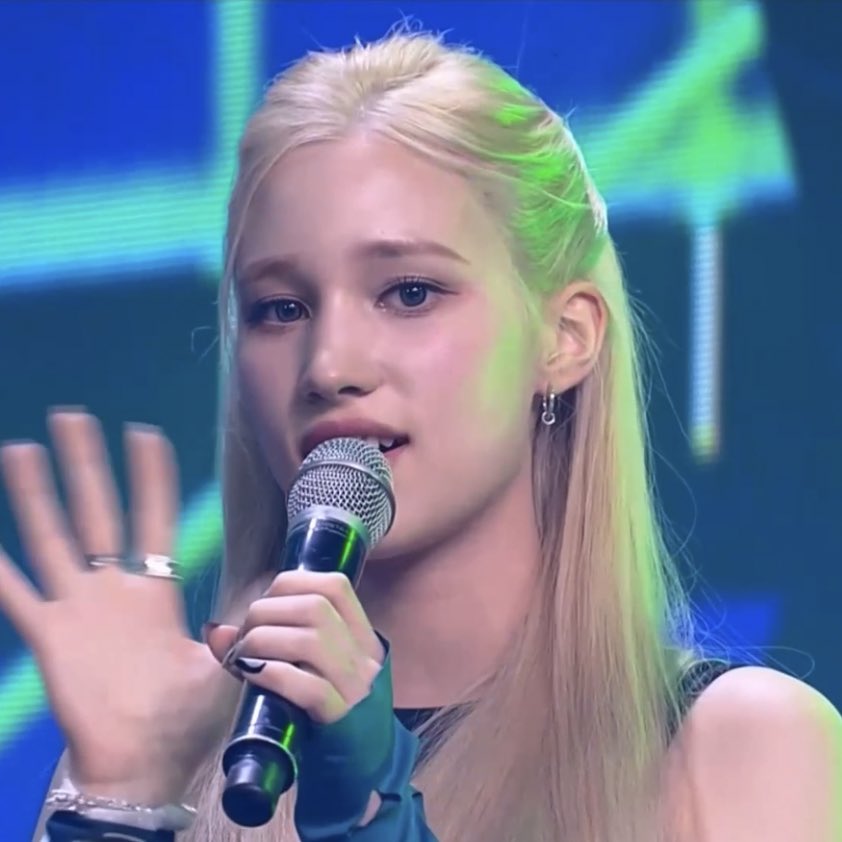 bahifeed's tweet photo. i’m so proud of you ♡ https://t.co/V0kGmSERDi