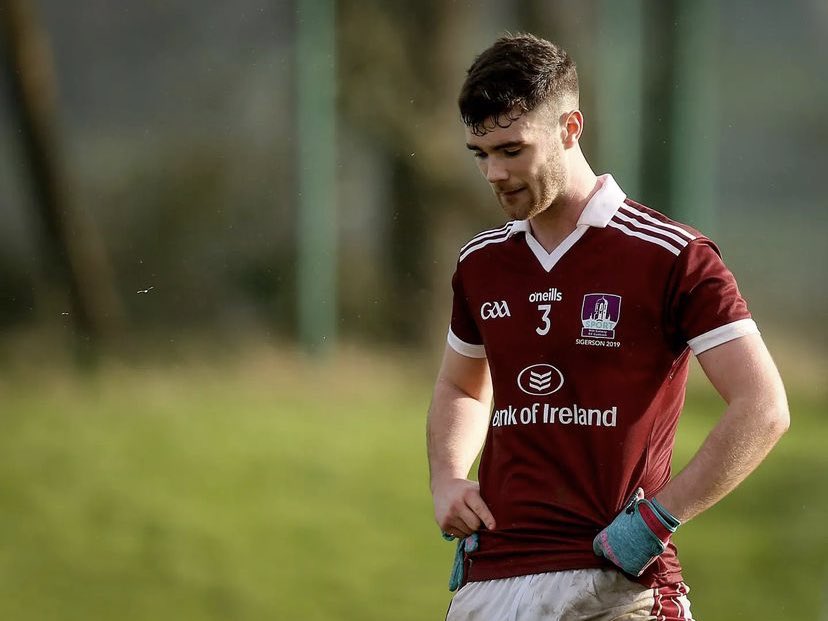 unigalwaysport's tweet photo. We would like to wish Sean Mulkerrin a speedy recovery after he sustained a serious injury in last nights Sigerson game against @UlsterUni

While the lads will welcome the victory the only important thing right now is that Sean makes a full recovery. 

Full Time 
NUIG 1-10
UU 2-5 https://t.co/8YAr2GM2uQ