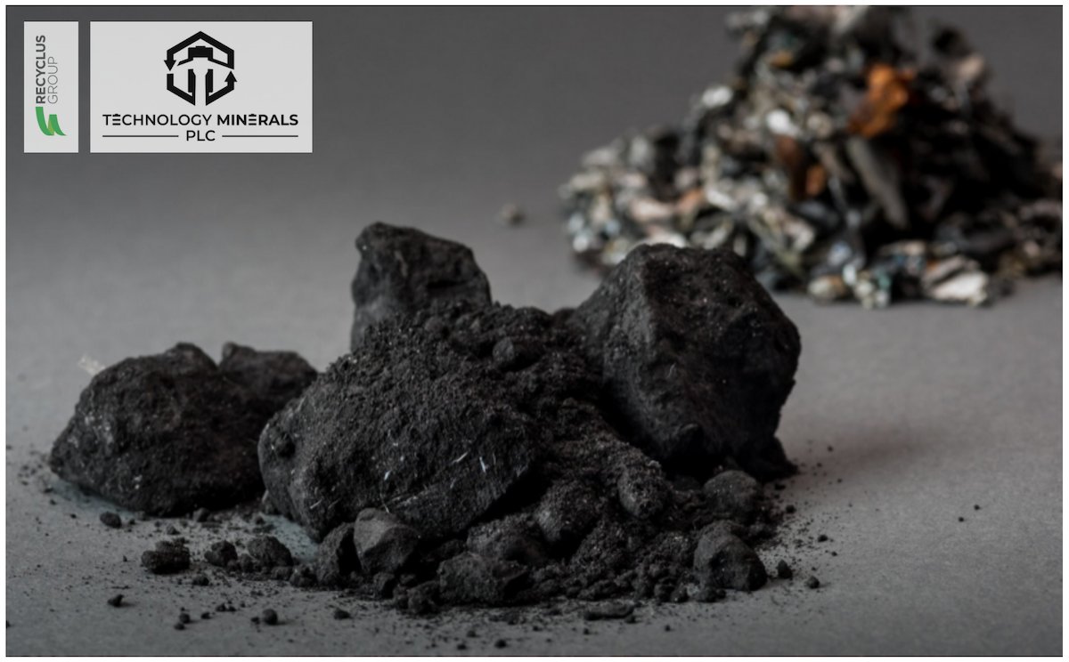 Brand_UK's tweet photo. #TM1 #recycling blueprint for #EVs &amp; #batteries a Racing Certainty?

@TechMinerals already at the races!

"Just over 1 month in &amp; Brundle, Stanbury &amp; co are already setting an impressive pace..investors enthusing over strong, unique fundamentals” 

Read: https://t.co/fOx1Gt9kyA https://t.co/r9f7aWVk70