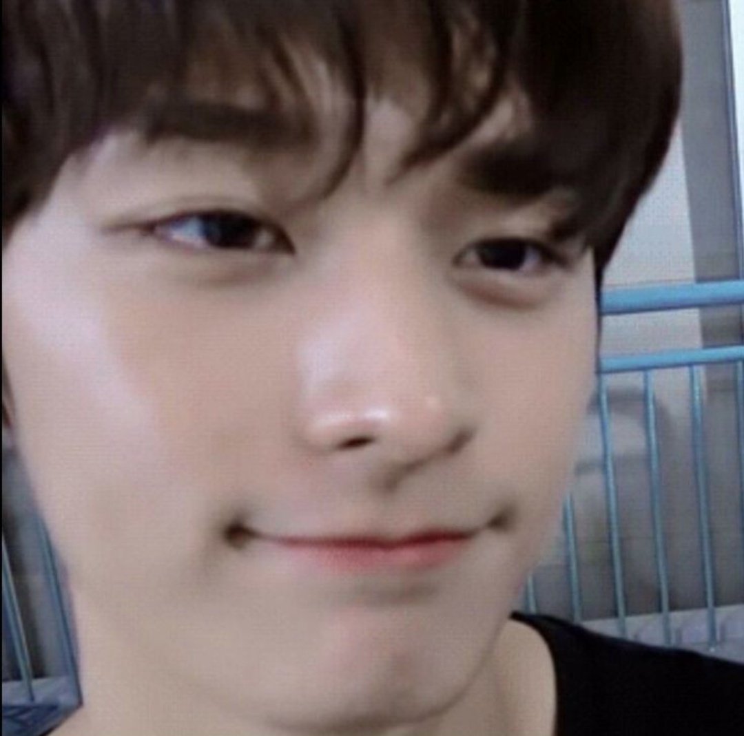 jingheys's tweet photo. @svtbz9cart HAPPY BIRTHDAY JUYEON 😭😭😭🔥🔥🔥🔥 https://t.co/vIOic8TYCj