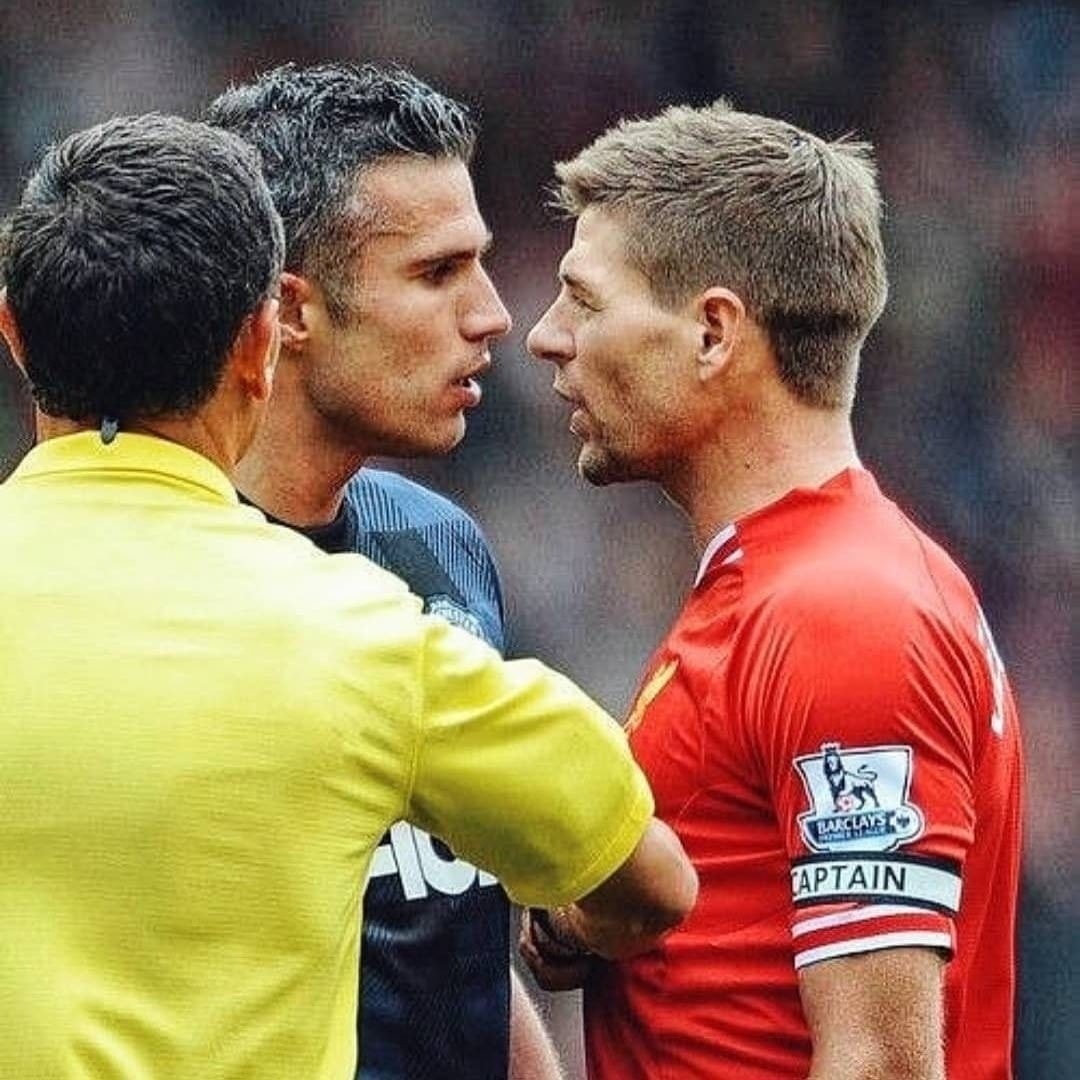 FootballFactly's tweet photo. Van Persie: "Where's your Premier League medal?"

Gerrard: “I don’t have a PL medal but at least I didn’t join my rivals to achieve it, where’s your champions league medal you f****ng pr**k.”

The game finished 1-0 with Sturridge scoring the winner. https://t.co/uAL74ikrtH