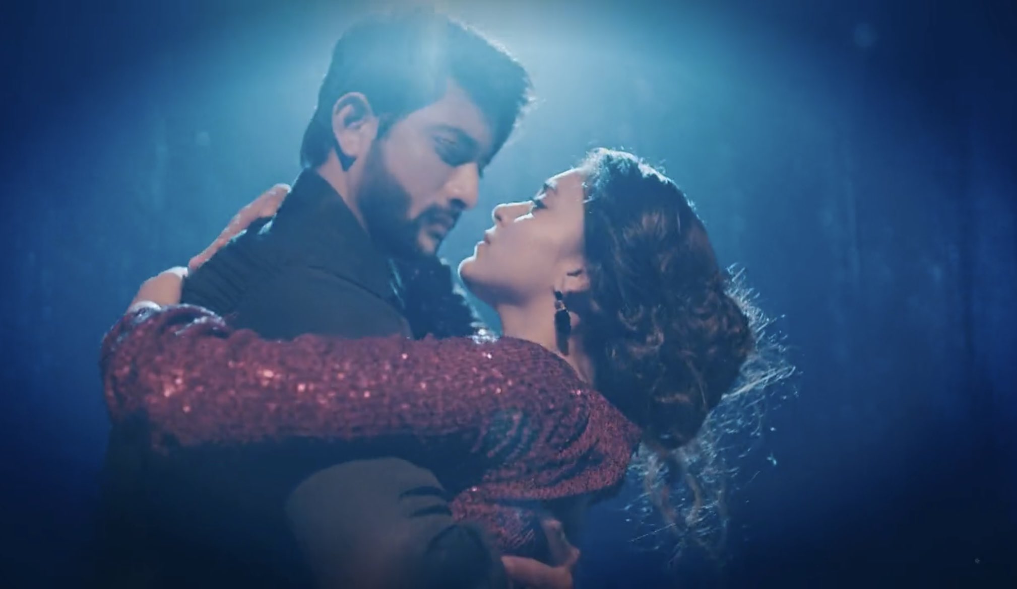 Asha on Twitter: "Use Arylie pics now Set TL on fire #Imlie #Arylie https://t.co/rWqaDMleST" / Twitter