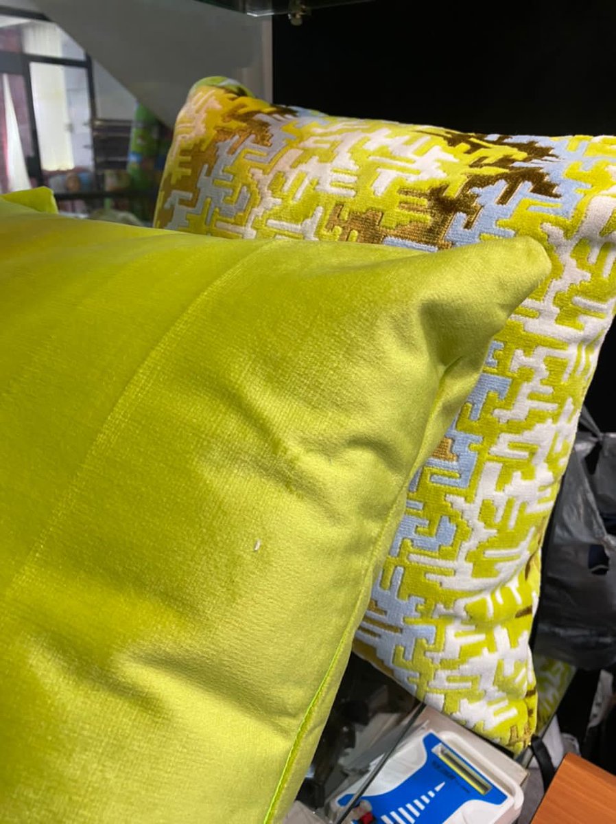 RitazCollection's tweet photo. CUSHIONS!!!!!  CUSHIONS!!! CUSHIONS!!!!

Cushions available in different colors and designs 

Price ……………………………………35,000/=
Please call or WhatsApp 0772451472 for deliveries 
We deliver at a cost 
#cushions #cushioncover https://t.co/MBbFeHkg59
