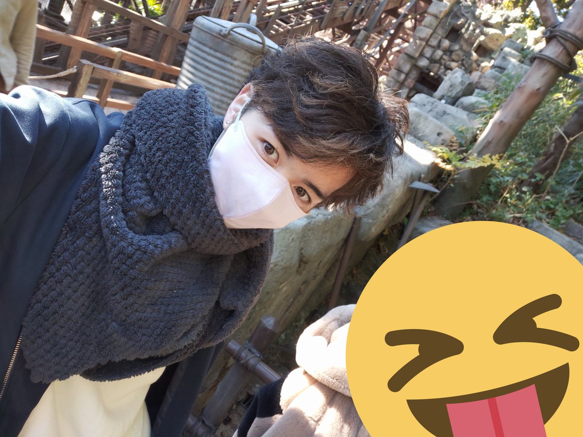 Kento_FRONTBACK's tweet photo. 今年初ディズニーに楽しかった…☺️
実は年パスユーザーだったくらい好きです🎶
今年は何回行けるかなー？😁

#売り専 #出張ホスト #ゲイ #東京  #生ハメ #種付
https://t.co/ZFVIleCcdN https://t.co/jATfjfo07E