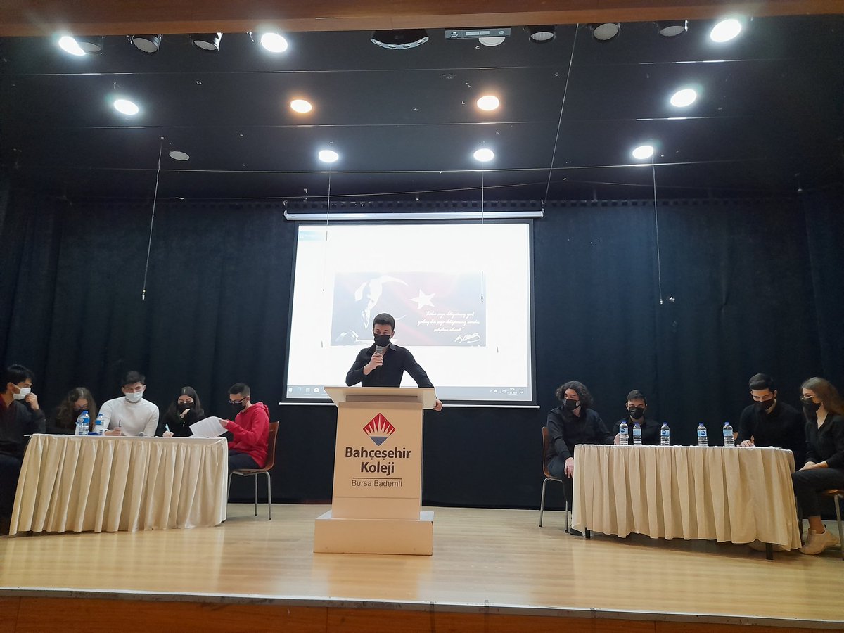 Bugün, "Z Kuşağı Toplumsal Olaylara Duyarlıdır- Duyarlı Değildir" konulu münazaramızı keyifle tamamladık🧿🎊👍 <a href="/tugbaaktas2015/">Tuğba Aktaş Cihanoğlu</a> <a href="/demirkemal08/">kemal demir</a> <a href="/mehvespamukcuu/">MEHVEŞ PAMUKÇU</a> <a href="/mustafakaskaval/">Mustafa Kaşkaval</a> <a href="/merveonarn/">Merve Onaran</a> <a href="/TulinAydin82/">Tulin Aydin</a> <a href="/TrkanBatrk6/">Türkan Baştürk</a>