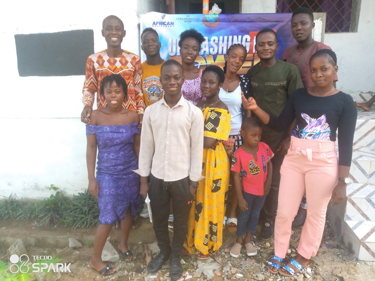 joinnest4's tweet photo. To #changetheworld, start by being yourself! Amazing morning spent with our friends @AfricanUpliftm1 at our #NESTInspires #global #workshop, Unleashing the Power in YOU, with tons of fun activities, engaging discussions, &amp; insightful reflections! #NEST4US https://t.co/TnRs0vUSVw https://t.co/wvhdqYzB88