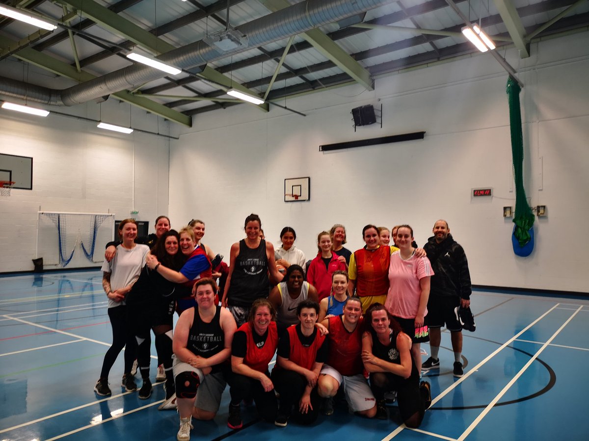 UTScommunity's tweet photo. Great to be back at our home venue 🙂 @mapfootball 
Unity is expanding and creating opportunities for ladies in sport, if you aged over 14 and would like to have a go at playing basketball pm Maddy on 07812591864 or visit our FB page https://t.co/fNEoyGojpz https://t.co/8zLkPd0GtY