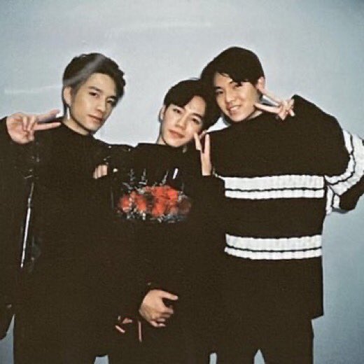 แอคนี้รักน๋องวอร์ที่สุ้บ tweet media