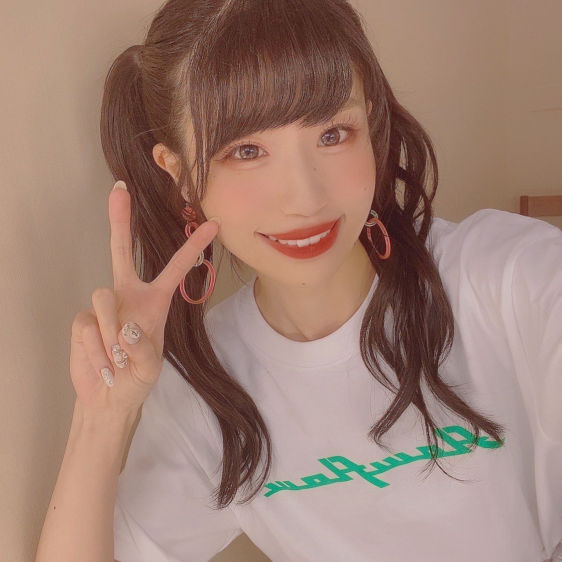flowflow_runa's tweet photo. FlowFlow ラストワンマンライブ
「あの日見てた煌めくこの場所で」
最高の時間を、一緒に過ごしてくれてありがとう！！

今までで1番キラキラで幸せで最高の景色でした！一生忘れられない宝物です✨

出会ってくれて、最高に幸せなアイドルにしてくれて、ありがとう。
みんなのことが大大大好きだよ！ https://t.co/xkhzEDwYrh