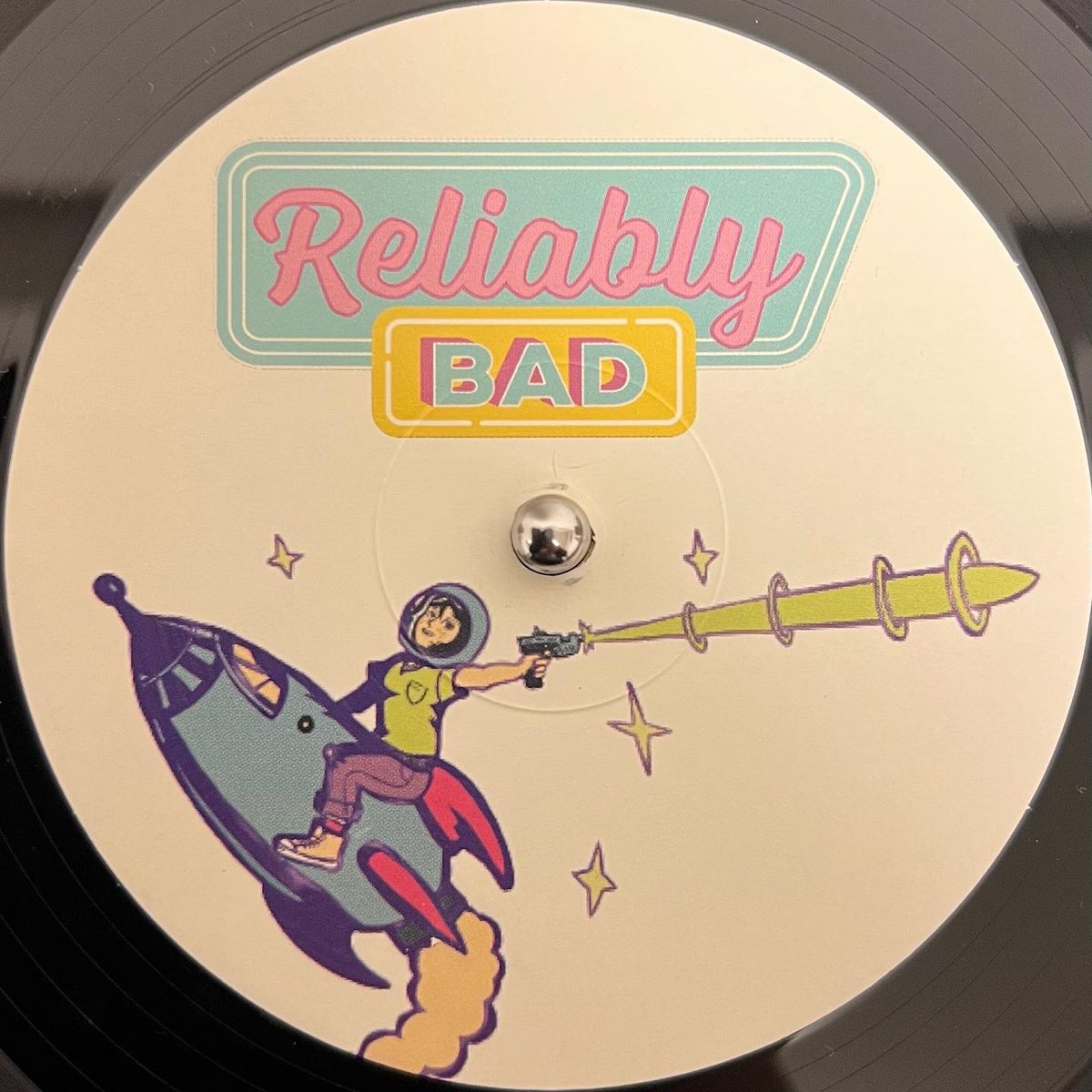 matsushita415's tweet photo. #今日の1曲
Make It Out/Reliably Bad
https://t.co/0bGsXlOutO
昨日Cafe&Dinerスタジオでかけた1曲。
アメリカのPop-FunkバンドReliably Bad @ReliablyBad が2021年にリリースしたデビューアルバム『Space Girl』に収録。
#MakeItOut #ReliablyBad #SpaceGirl #Vinyl #LP #FreeSoul #フリーソウル https://t.co/lrcSwXo77M