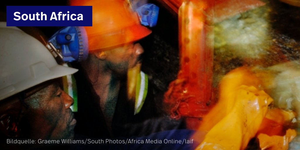KultAust_EN's tweet photo. ”I never wanted to be a #miner. I did a qualification in HR but ended up working underground because of the lack of jobs.” Luthando Mampintsha works in #Mponeng, the deepest #gold mine in the world. In KULTURAUSTAUSCH, he described his daily work life ➡️ https://t.co/P47n9WXjNV https://t.co/KzRbJy9JVd