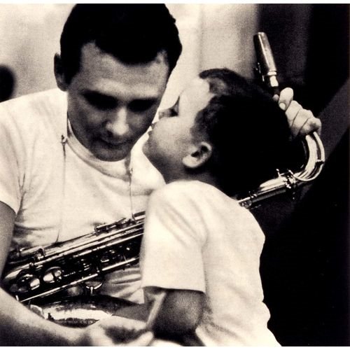 SickazzDog's tweet photo. #NowPlaying️
#StanGetz
#JimmyRaney
#DukeJordan
#FrankIsola
#BillCrow
『PLAYS』💿
1952年録音 https://t.co/KleHWQklK0