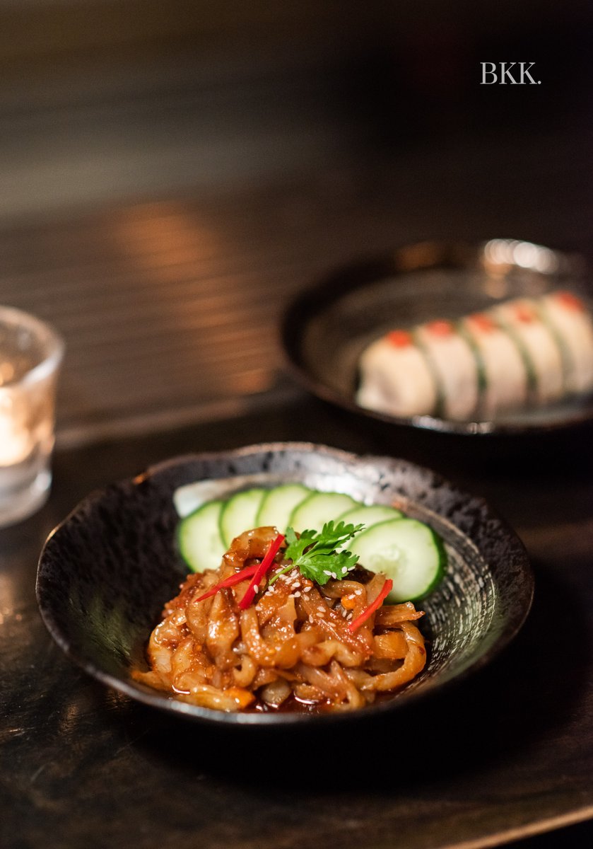 bkkmenu's tweet photo. ตามรอยความอร่อยครั้งใหม่ที่ซ่อนอยู่เบื้องหลังตู้ล็อคเกอร์ของ ‘Find The Locker Room’ สปีคอีซี่บาร์สุดลึกลับแห่งย่านทองหล่อ
. 
https://t.co/5qvXh2hi2T
.
#bkkmenu #bkkmenuhopping #restaurantinbkk #barinbkk #FindTheLockerRoom #SnackMenu #Snack https://t.co/Dpw9uECjXt