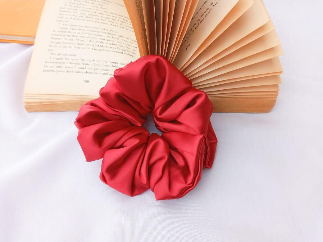 W7Fashion's tweet photo. A friend is someone who buys you satin scrunchies.❤

Price - R25 each 🥰

Dm for more details

#handmade https://t.co/ystrnIbE1H
