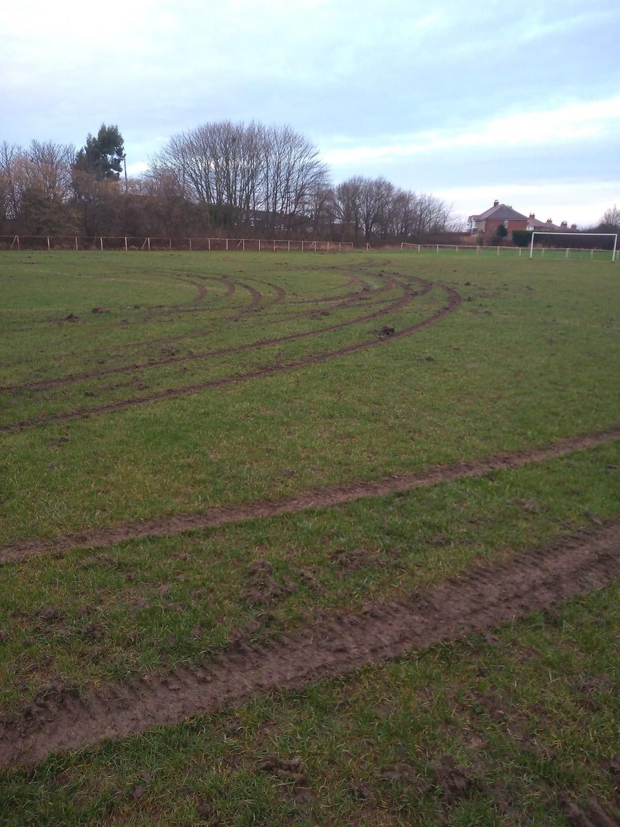 howden_clough's tweet photo. Brilliant 2 Football pitches destroyed by mindless idiots (careful with my words).
About time the council fenced the ground off because its costing the club in 2 years we've had dugouts destroyedand pitch continued ruined.@KirkleesCouncil @kimleadbeater please put a stop to this. https://t.co/WaNqbl5fn8
