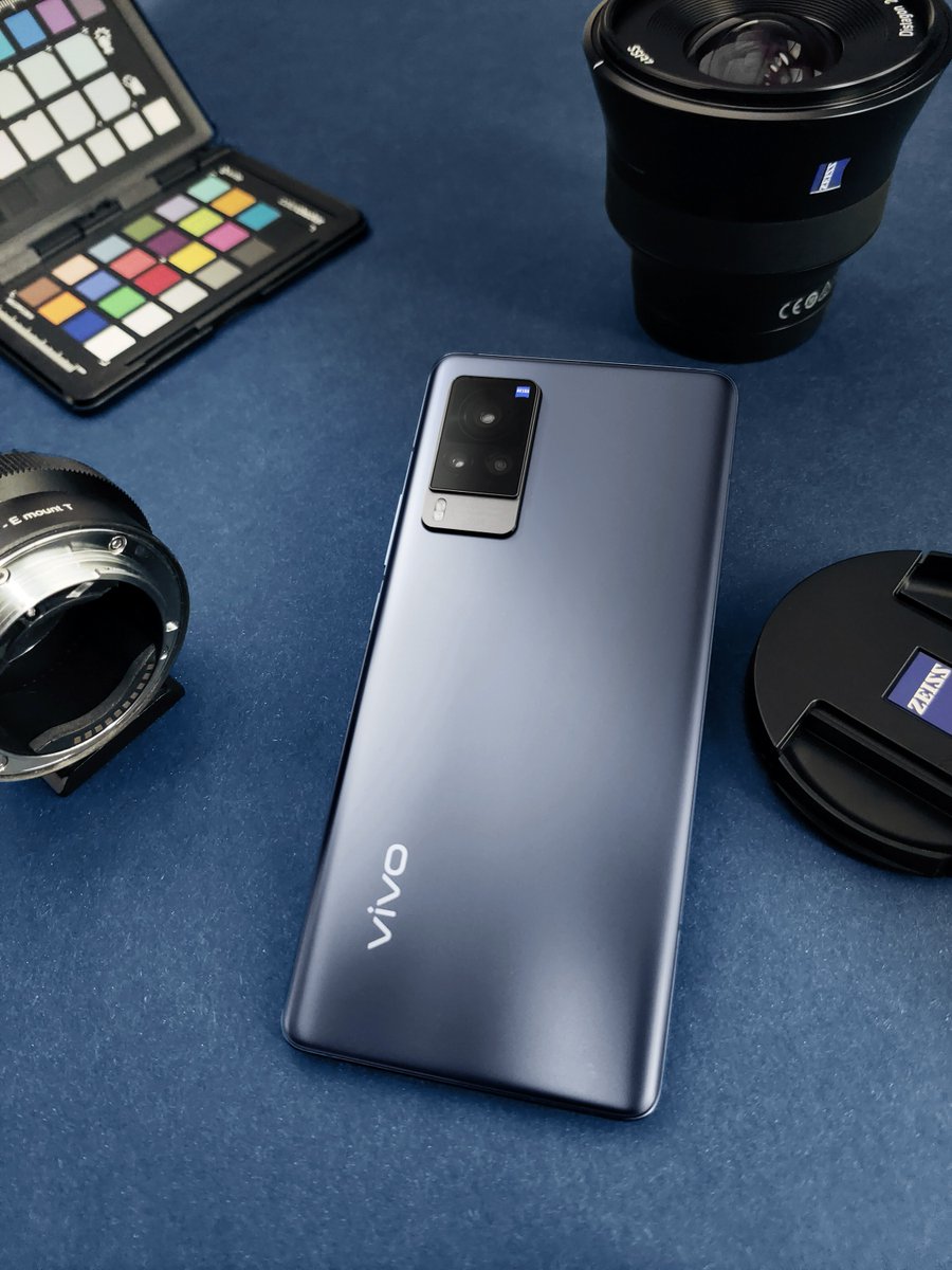 vivo_uk's tweet photo. It time to pack away the DSLR for good. With ZEISS Optics, gimbal stabilization and unrivaled software packed into the gorgeous, slim body of the Vivo X60 Pro, it’s all you’ll ever need or want.
#vivo_uk #vivoSmartphone #vivoPerfectShot #PerfectShot #vivo #X60Pro #X60Pro https://t.co/tPvFsGwZx8