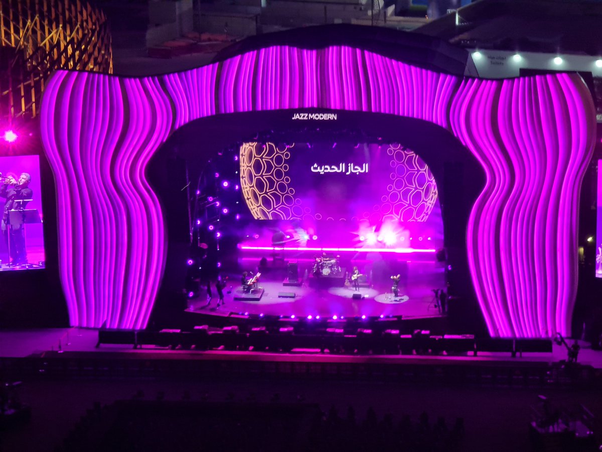 SyncitG's tweet photo. 🔎Exploring the amazing Dubai Exhibition Centre while establishing new friendships and future business partnerships. #SyncitGroup is so excited to be a part of this inspiring event. This is definitely the place to be!🤩

#Serbia #Dubai #eCommerce #AthenaSearch @expo2020dubai https://t.co/HKoSgsXFsk