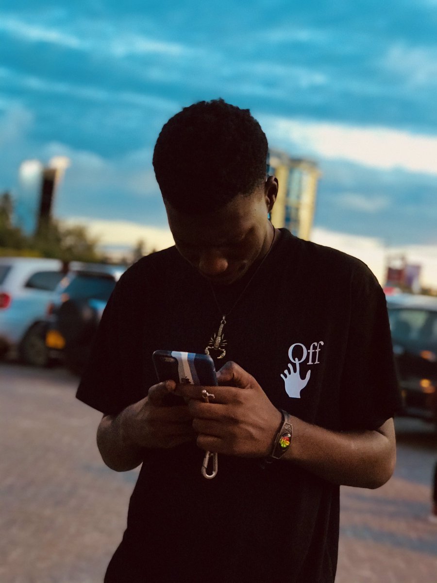 MsafiiRich's tweet photo. Tunapoteza Wapenzi Wazuri Na wanao Tufaa Maishani Kwa Kushindana Tuu Nani Wa kwanza Kumtafuta Mwenzake 📌 

#Trouble_KID https://t.co/zPK7EJCuRo