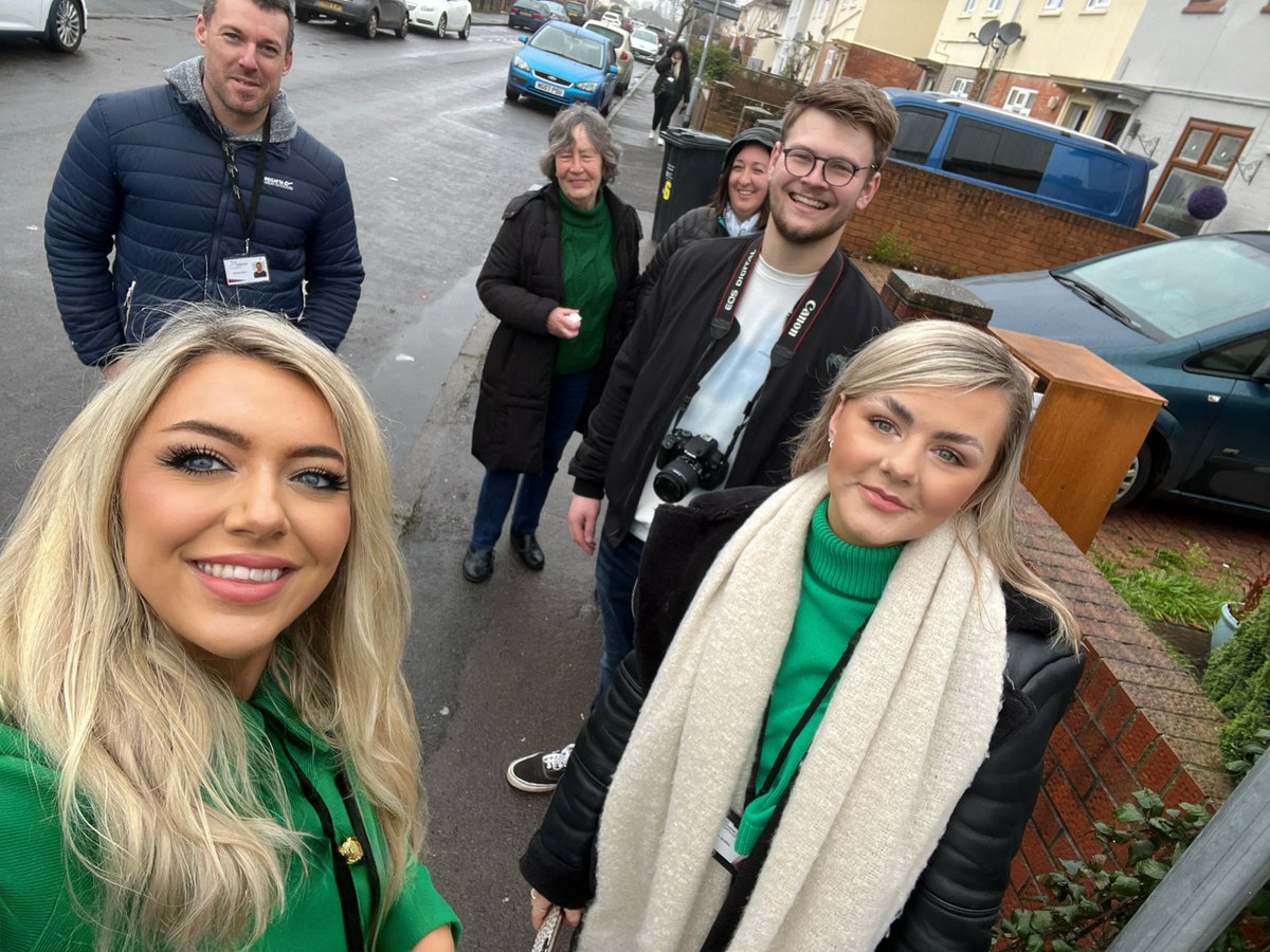 first walkabout of 2022 done ! ✅ #GoTeamHiS #hampwalkabout <a href="/HomesSedgemoor/">Homes in Sedgemoor</a> 😄