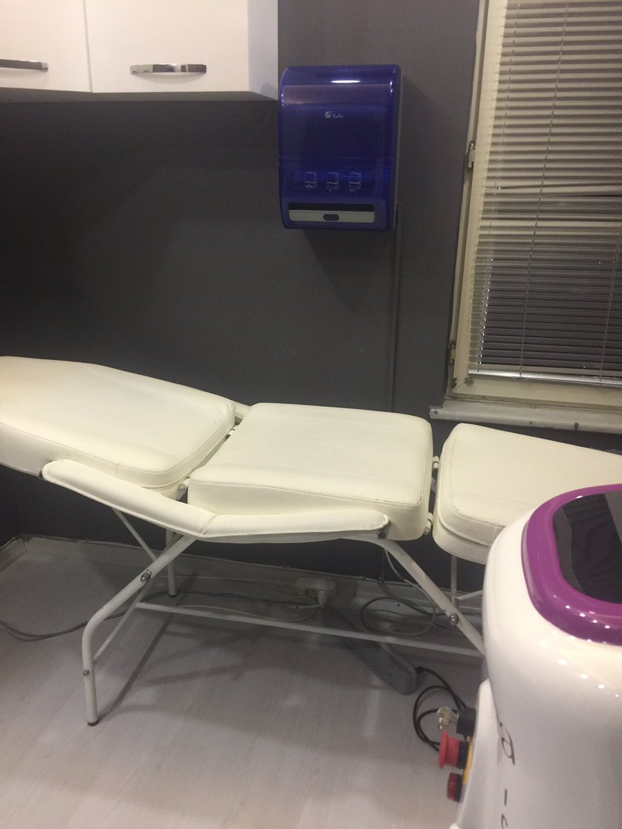 Abla çorapları da çıkarıyoz mu