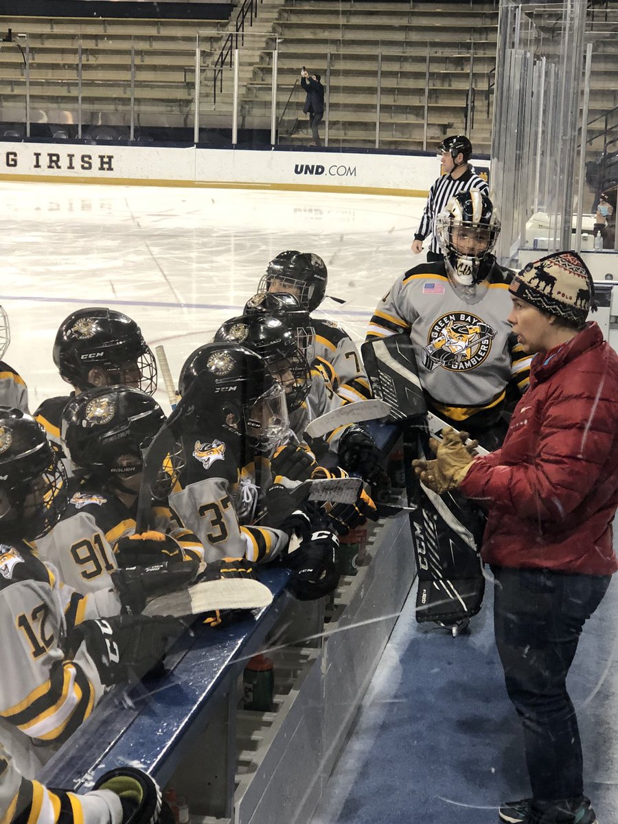 2010JrGamblers's tweet photo. Scenes from a competitive weekend at the @200x85 Notre Dame CCM Shootout #WeAreAllIn #team https://t.co/IgqIspAdPl