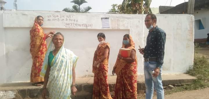 #National_Human_Trafficking_Awareness_Day
Let's spread awareness on Human &amp; Child trafficking. Wall writing awareness program conducted in four districts (Sagar, Betul, Balaghat, Chatarpur) of MP under the parwah program an initiative by Aawaj.
<a href="/OfficeofSSC/">Office of Shivraj</a>