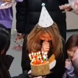 FeatherJmeee's tweet photo. #TodayIsChaestival 
The most humble, make a wish Chaeyeon-ah🥺🦋

2019                                         2022 https://t.co/eAHGL0kcxa