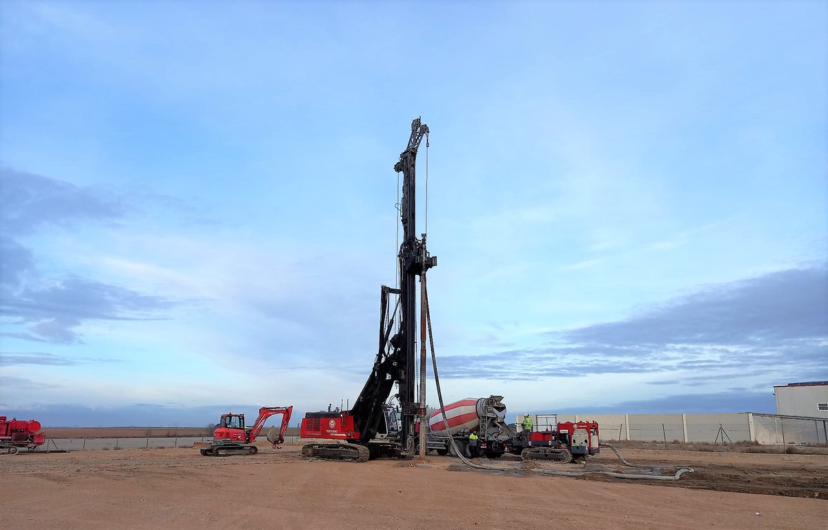 Menard España tweet media