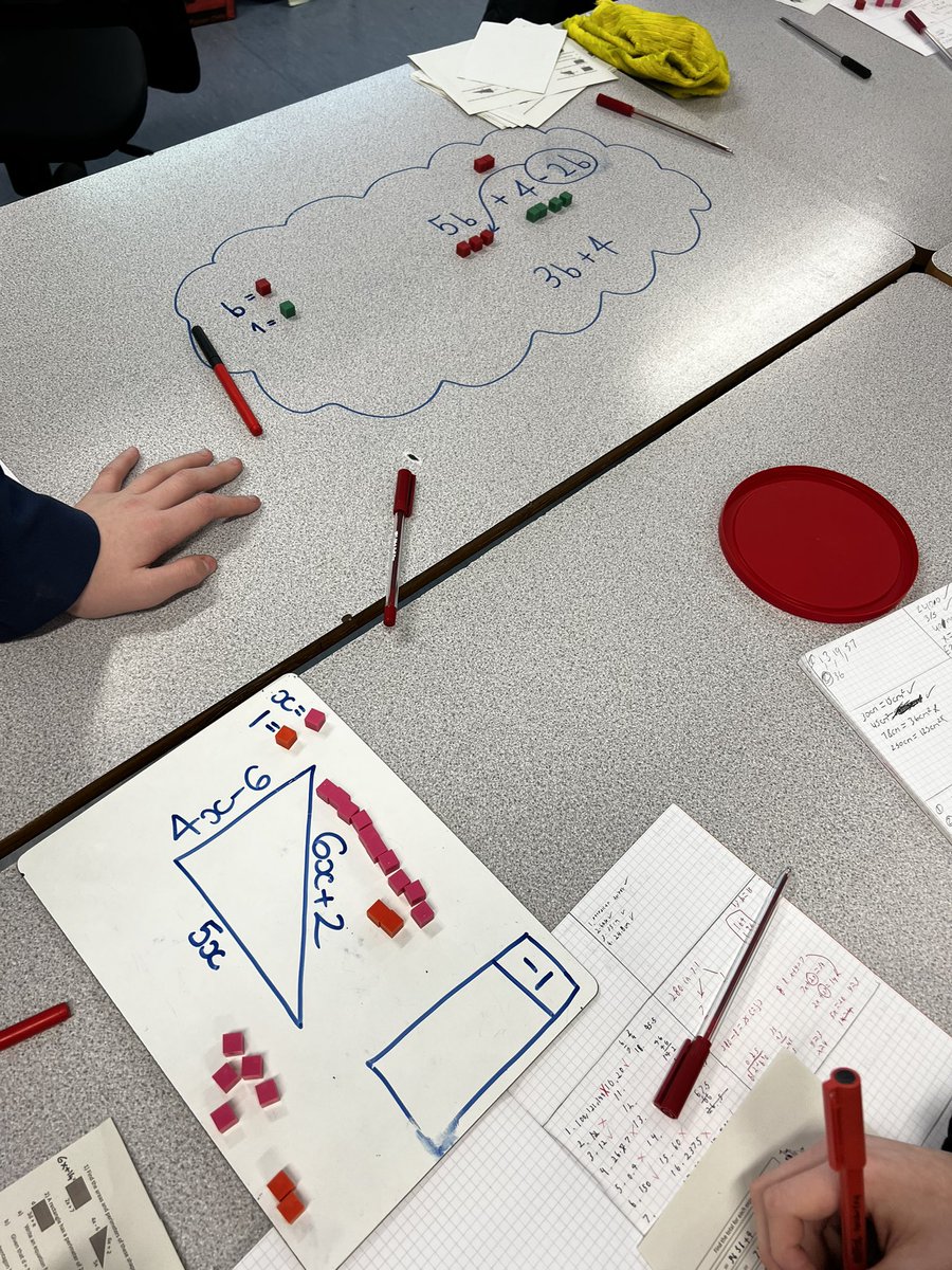 MissBlainMaths's tweet photo. Year 9s full swing in maths intervention this afternoon! https://t.co/MRmtKTuX5l