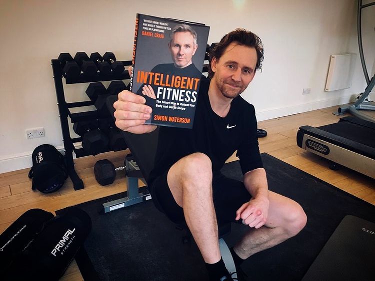 Sending fullest support to Simon Waterson and his book because they have played a huge part in helping and guiding us to get a healthy body by his fitness tips. It's surely incredible to have his guidance.