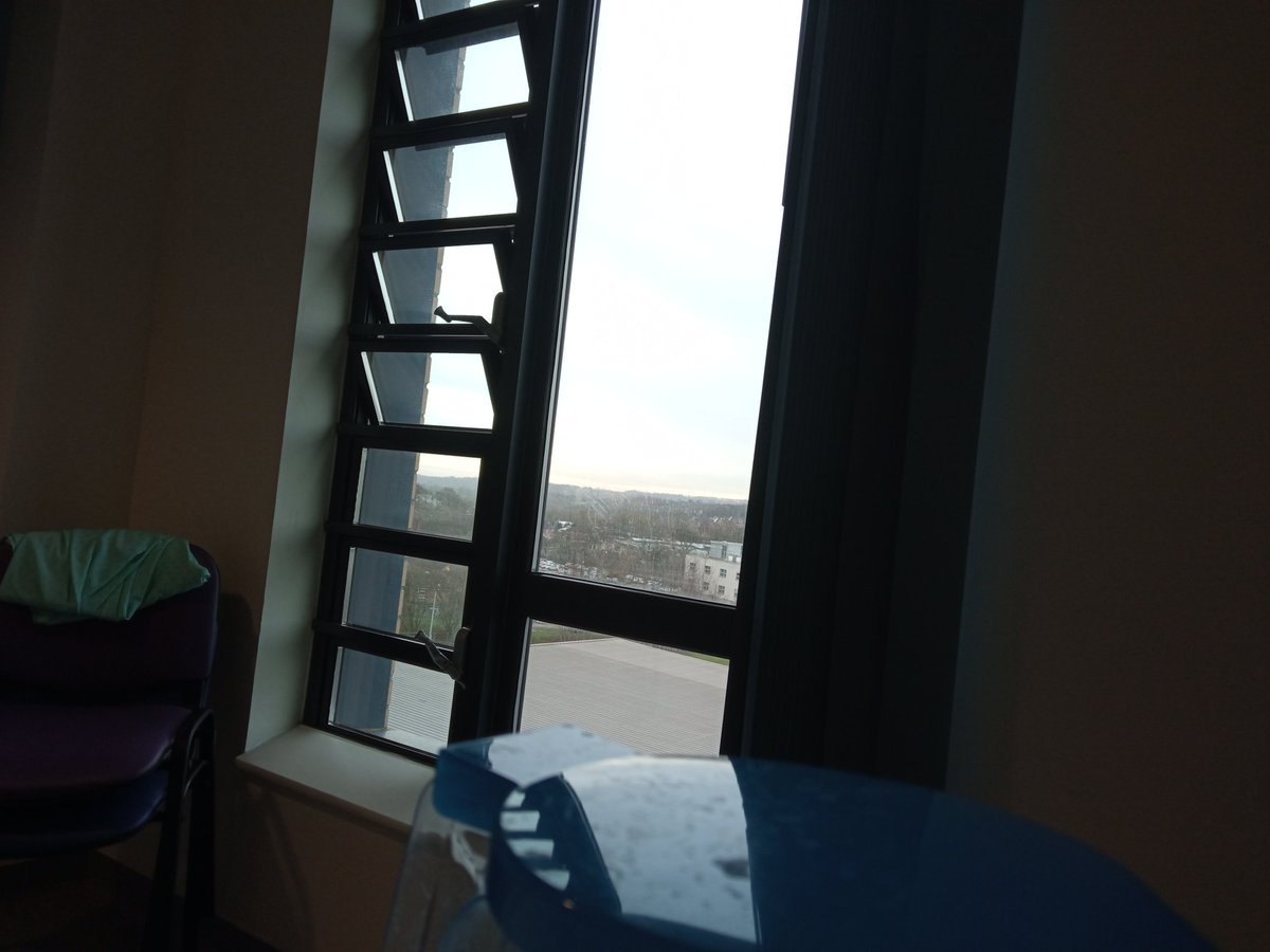Markjbarker's tweet photo. #notanawfulview https://t.co/PuGLjB4DVT