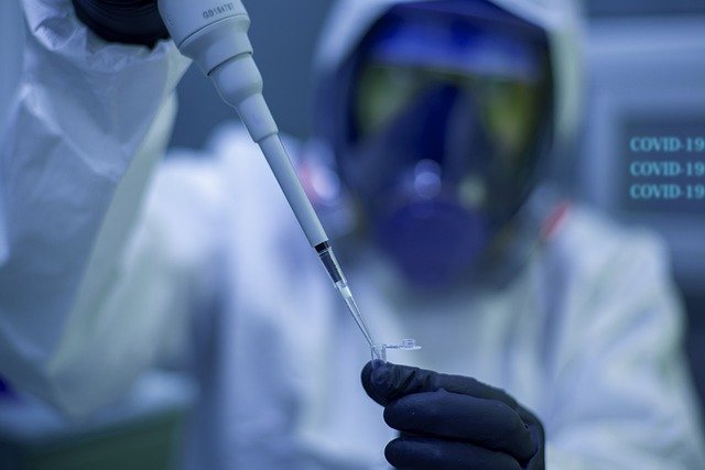 CSettore's tweet photo. Il punto sulle ultime misure su obbligo vaccinale e super #greenpass anche per le attività del #terzosettore e il #nonprofit https://t.co/TylK31jIqP https://t.co/tX5LzfLdQW
