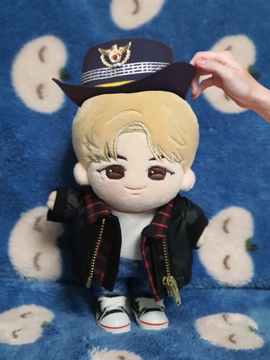 우래기들도 안해볼 쑤 없지 ㅋㅋㅋ

#까망녜리 #대왕녜리츄
#하울녜리 #슈슈녜리
#강다니엘 #KANGDANIEL #너와나의경찰수업 #RookieCops #너나경