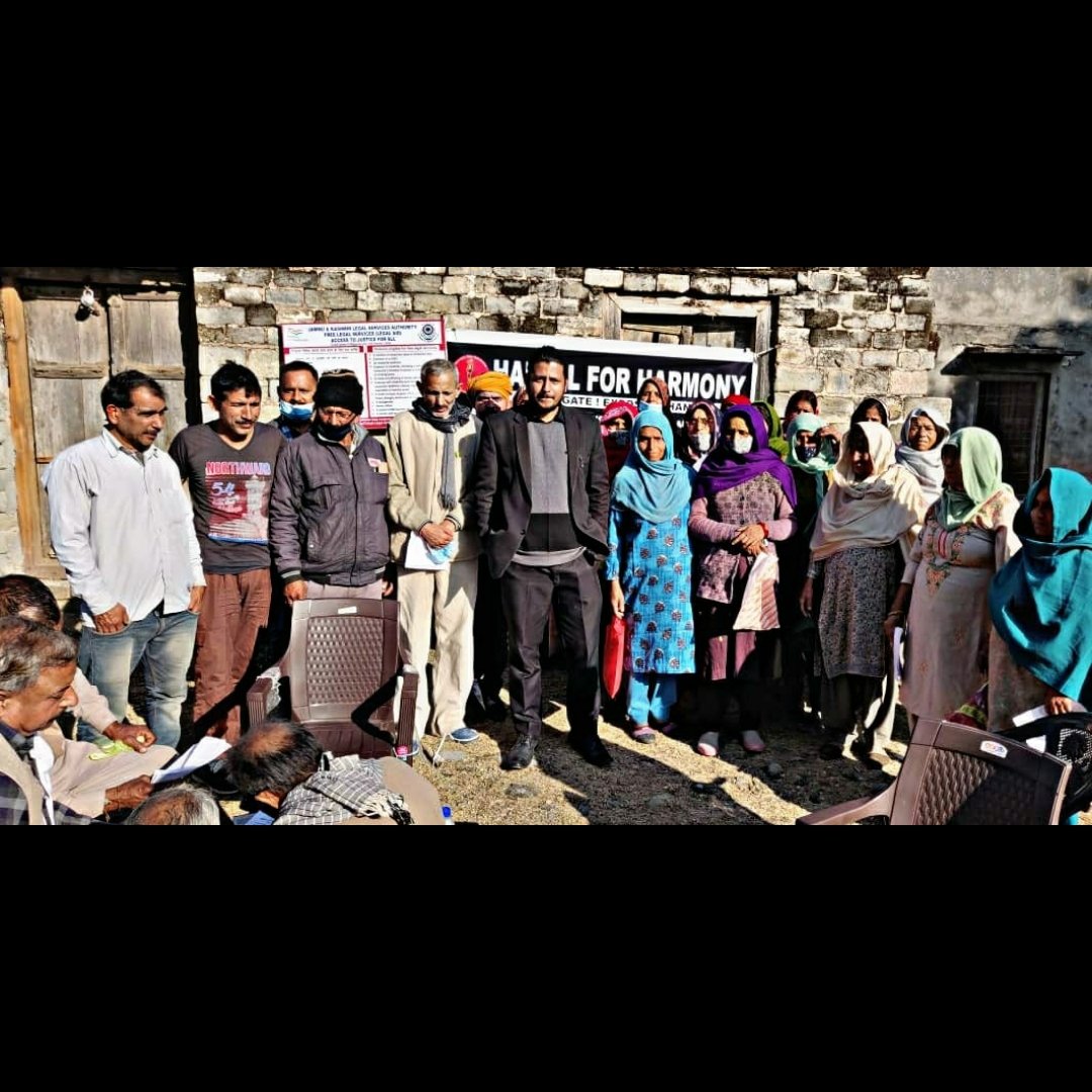 org_ohrh's tweet image. On 11th January 2022 under the Presidentship of Mr. Nikhil Padha, Human Rights Activist, Founder Hartal for Harmony (Association for Protection of Human Rights), a meeting was held at Panchayat Ghar, Athem. 

#JammuAndKashmir
#Dalitcommunity
#hartalforharmony