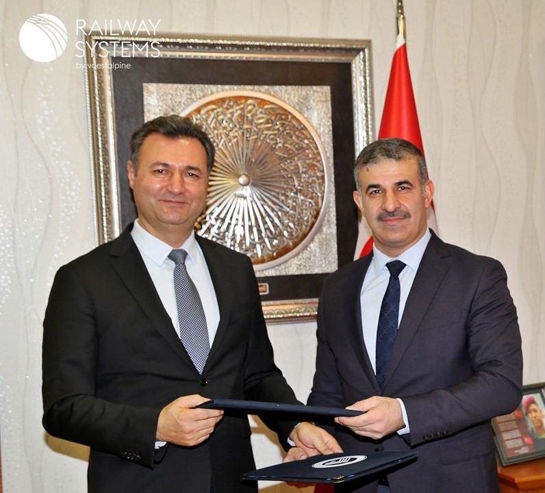 Çankırı Karatekin Üniversitesi ile VADEMSAŞ arasında, ‘Üniversite - Sanayi İşbirliği Protokolü’ imzalandı.

Between Çankırı Karatekin University and VADEMSAŞ 'University - Industry Cooperation Protocol' has been signed.