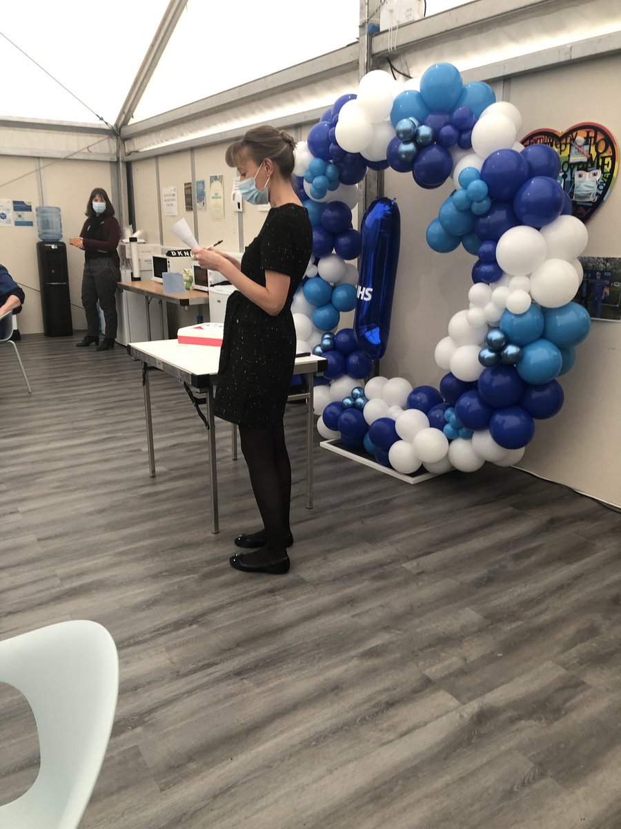 jacqui_burrow's tweet image. An absolute pleasure to bob along to our #massvacc centre at the Manchester Tennis Centre today. Open for 1 year today! Vaccinated over 400,000 people - one amazing achievement by brilliant people - Thank you for all you do @NCAlliance_NHS @lammers37