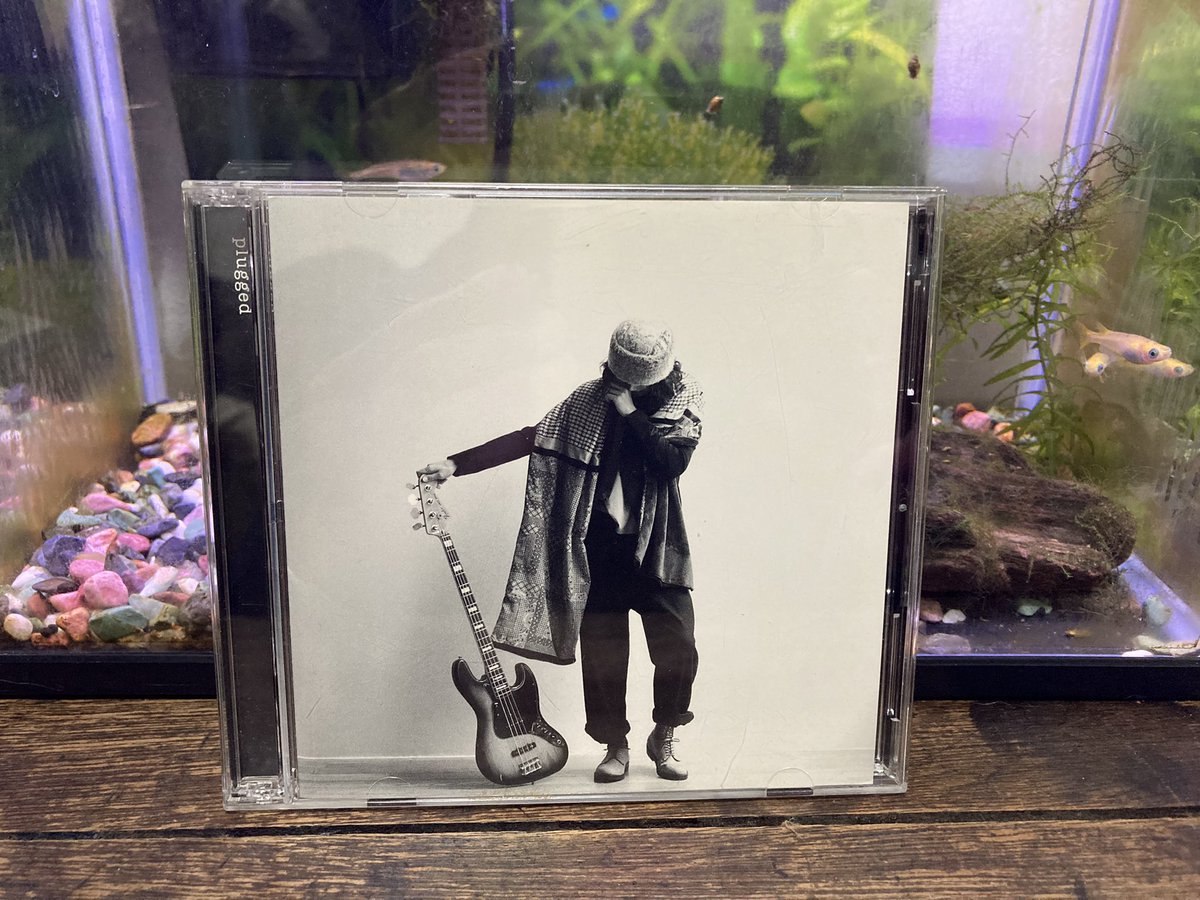 Tatto01's tweet photo. 今日の一枚。
大橋トリオ
plugged

大橋トリオさん、好きなアルバムたくさんありますが、このアルバムは特に好きです。アコースティックをエレキに持ち替えた大橋さん。
普遍的なメロディに、最小限な編成で各楽器の音がはっきりと聞こえる。
楽曲も粒揃いです。

#NowPlaying #大橋トリオ https://t.co/H4M6RkrwNt