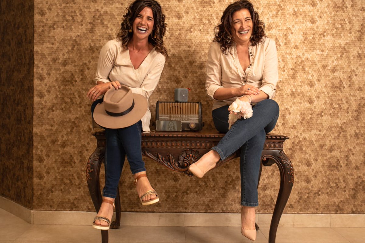 #HOY | ¡Única función de “Altas Mujeres Argentinas”!
Homenaje a cargo de <a href="/KaryLevine/">Karina Levine</a> y <a href="/FlorCosentinoOk/">Florencia Cosentino</a>. Con canciones de María Elena Walsh, Tita Merello, Sandra Mihanovich, Celeste Carballo, Teresa Parodi, Fabiana Cantilo, Gilda ¡y más!
⏰ 21:00 hs. 
📍 Villa Victoria