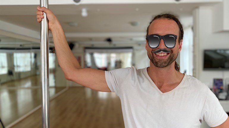 WillemEngel69's tweet photo. Felt cute might salsa dance later https://t.co/Z1ZmnGYXIg