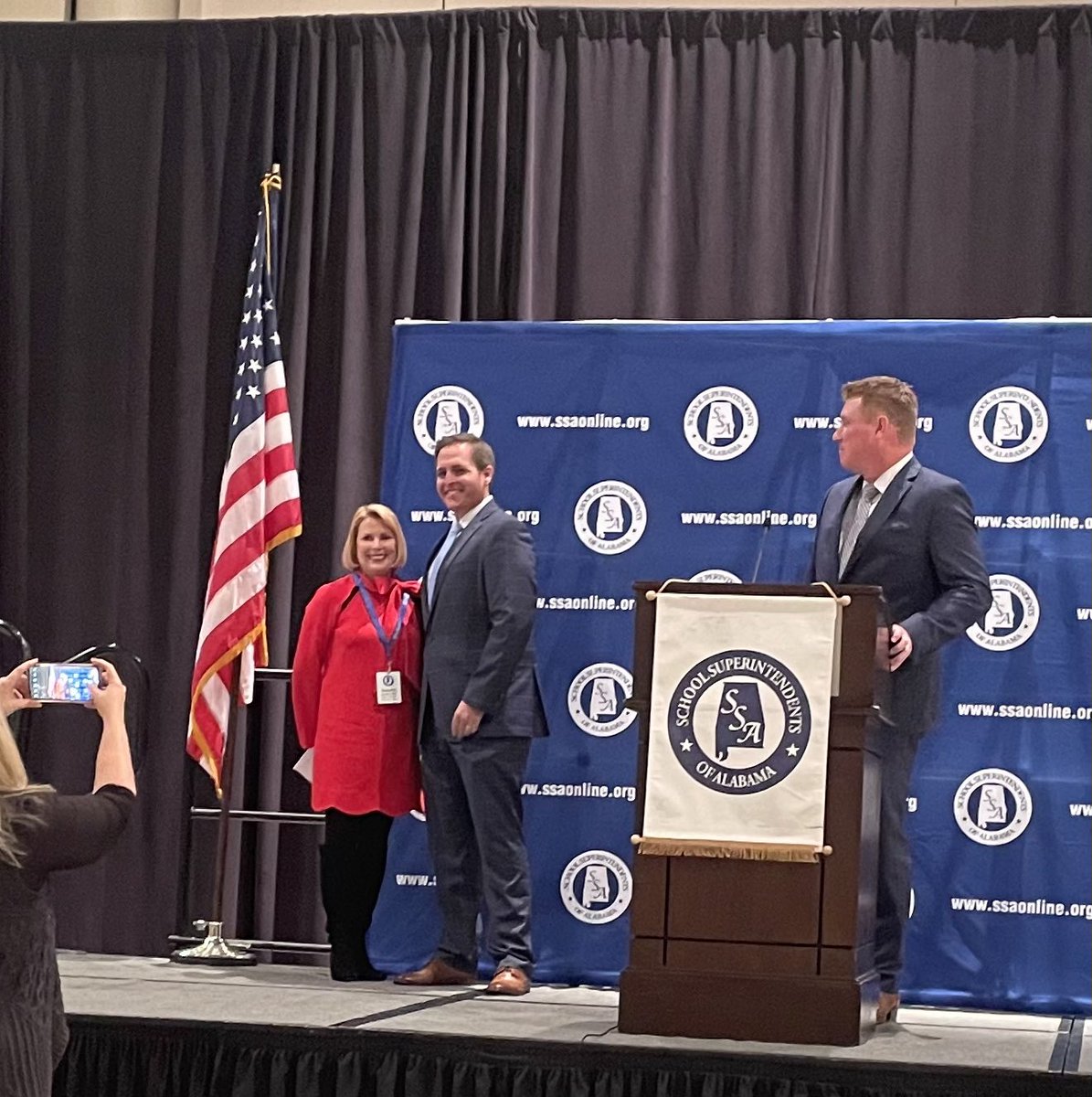SSA_Supers's tweet photo. Congratulations to Dr. Suzanne Lacey, superintendent of .@TCBOE, as SSA 2022 Alabama Superintendent of the Year, sponsored by .@SchneiderElec #LeadingTheWay https://t.co/VRzJcdzwGz