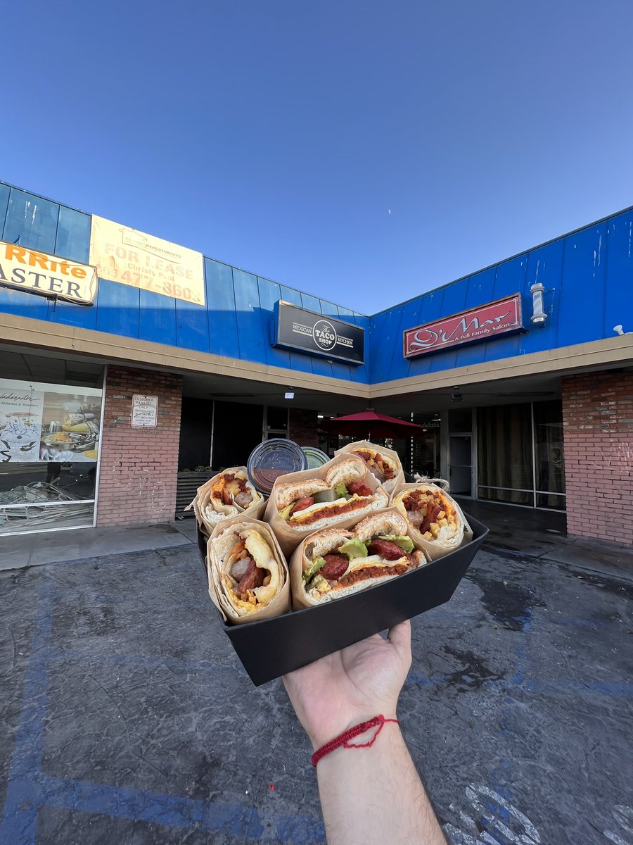 tacoshop_mex's tweet photo. Taco Shop is back new year same us :) Start your day w our very own breakfast pack available all day #BuyLocalEatDifferent https://t.co/D4sqx1fuoQ