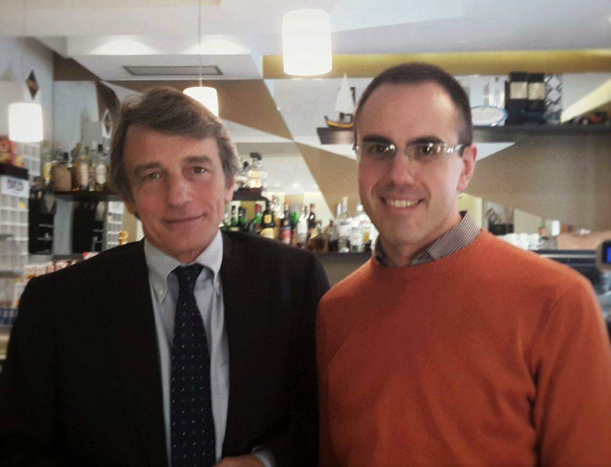 alefra_az's tweet photo. Onorato di avere incontrato il suo sorriso… 
Un Italiano del quale andar fieri. Grazie #DavidSassoli https://t.co/EEX8JaCigf